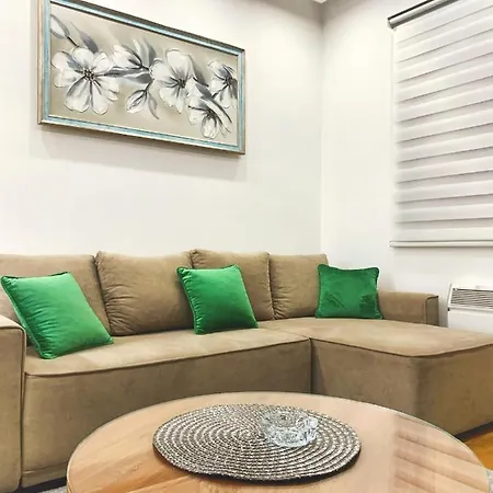 Strela Апартаменты *